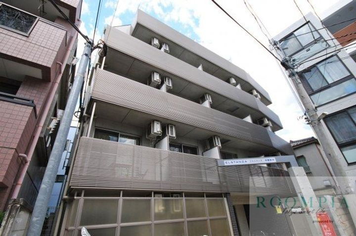 エルスタンザ中野新井 5階建