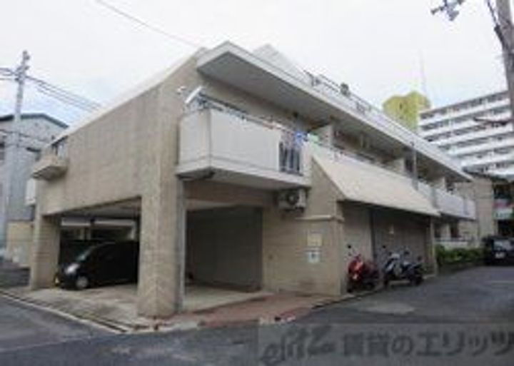 西口マンション