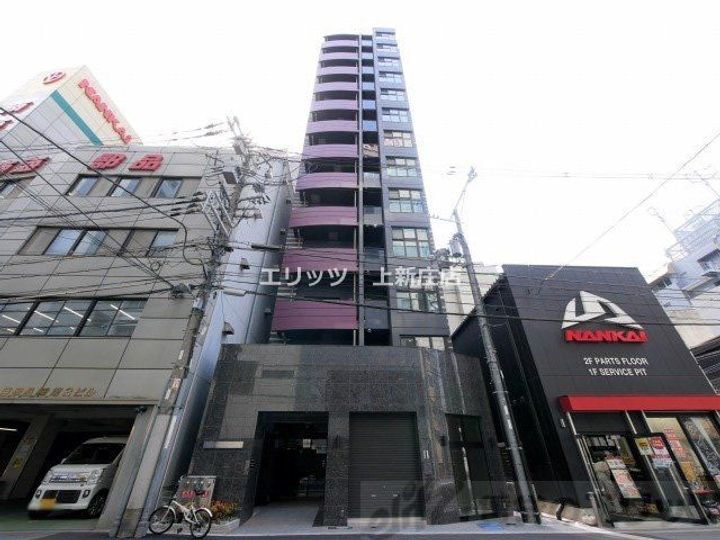 大阪府大阪市北区曾根崎新地２丁目４－１４ 賃貸マンション