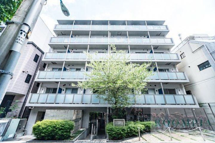 プレール・ドゥーク北新宿Ⅳ 6階建
