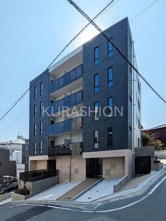 Ｓ－ＲＥＳＩＤＥＮＣＥ平尾ＷＥＳＴ 5階建