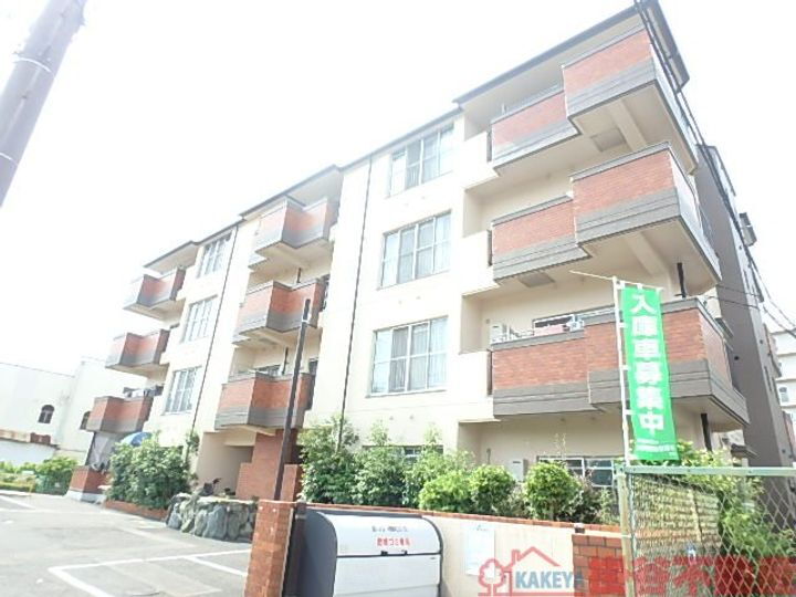山勘マンション 4階建