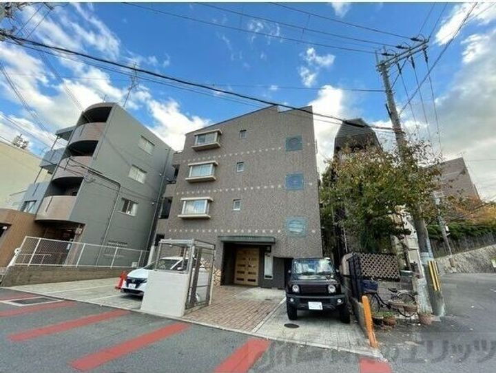 パインウインド千里山