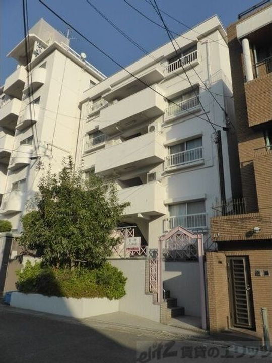 千里山西コーポ第２ビル 4階建