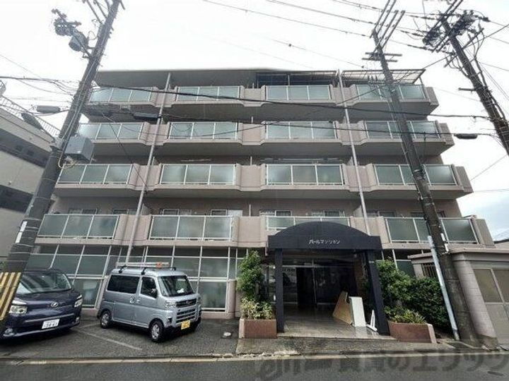第１パールマンション 6階建
