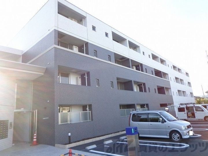ルミナスハート 4階建