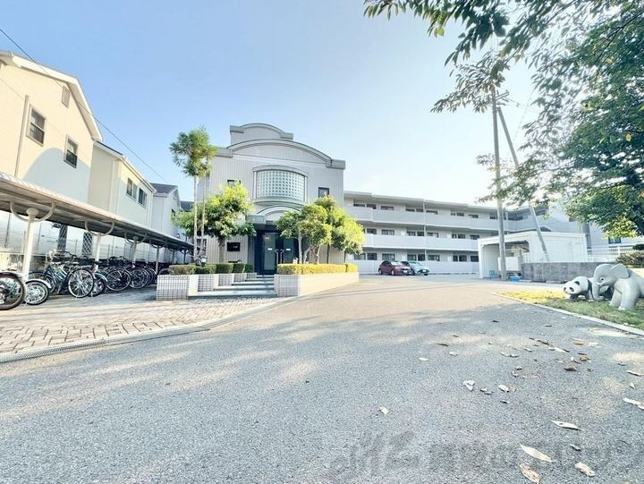グリーンエクセル水無瀬 3階建