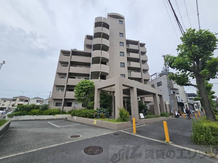 ビフォーレ千里 7階建