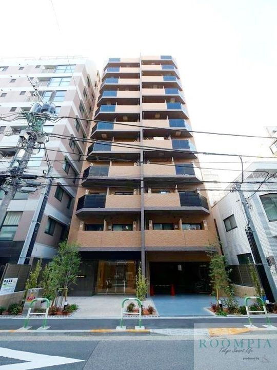 ブライズ池袋 12階建