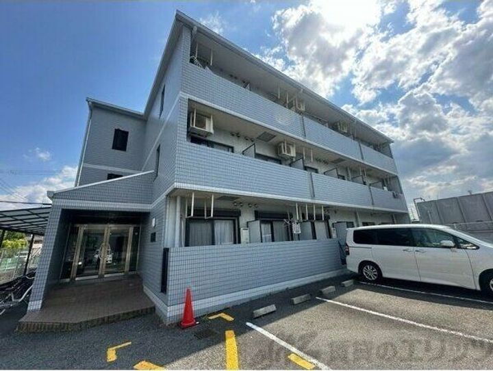 プラザハイツ見付山 3階建
