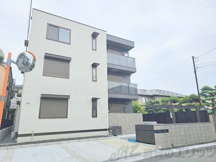 クラシスト千里丘上