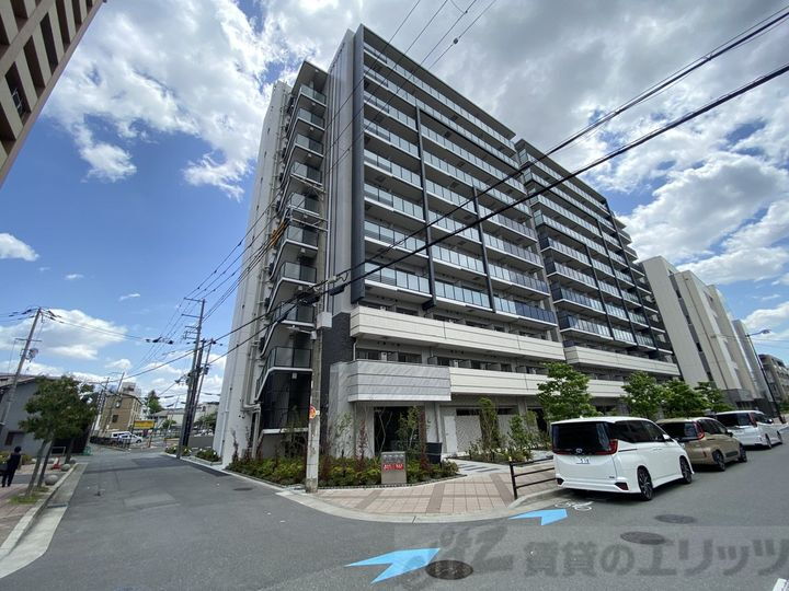 エスリード　ザ・グラン大阪ノース 11階建