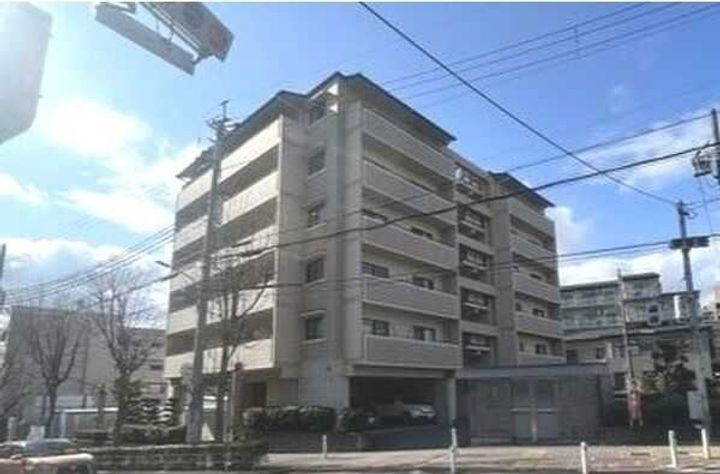 アビタシオン橋本Ｉ 6階建