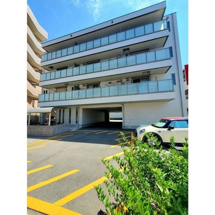 大阪府摂津市東一津屋１５－１２ 賃貸マンション