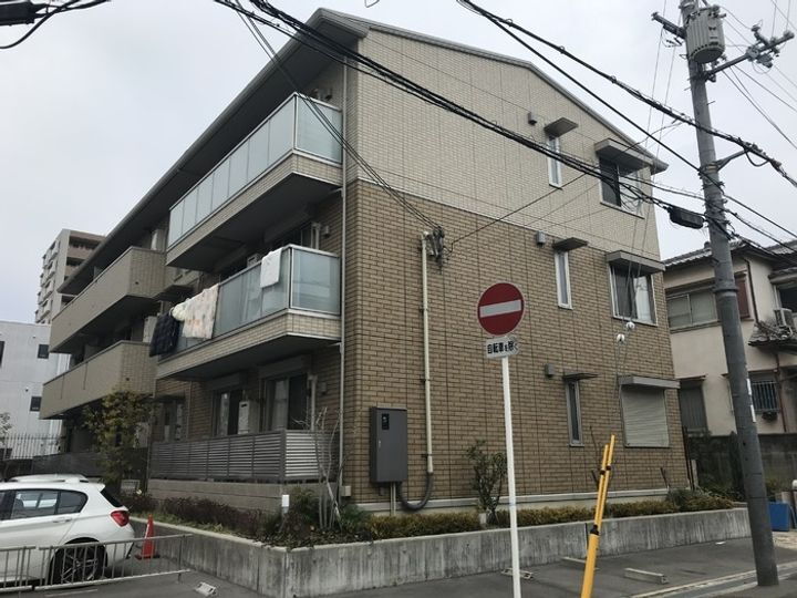 Ｆｒｉｅｎｄ　Ｅｓａｋａｈｉｇａｓｈｉ 3階建