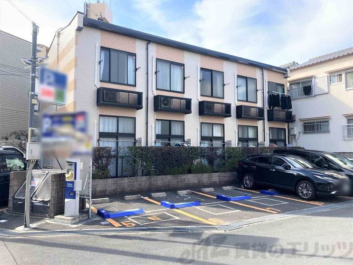 レオパレスＡＩＫＡＷＡ 2階建