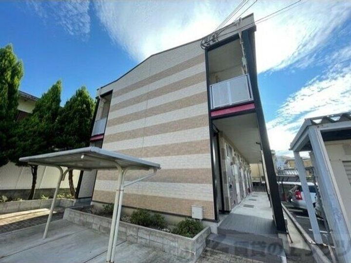 レオパレス千里山西 2階建