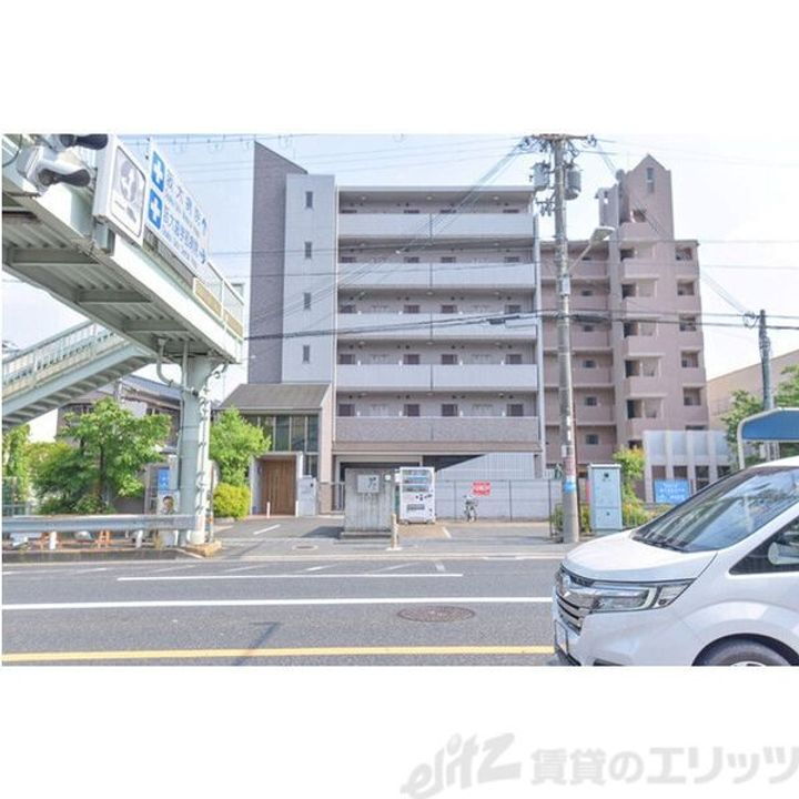 シェルクレール 6階建
