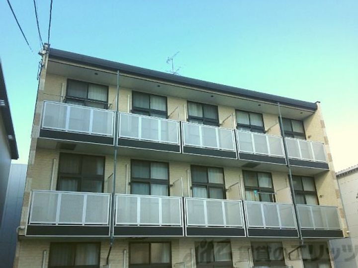レオパレス５２４　Ⅱ 3階建