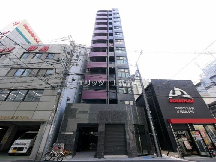 大阪府大阪市北区曾根崎新地２丁目４－１４ 賃貸マンション