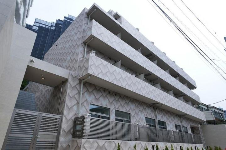 ＰＲＥＭＩＵＭ　ＣＵＢＥ　Ｇ　北新宿ＤＥＵＸ