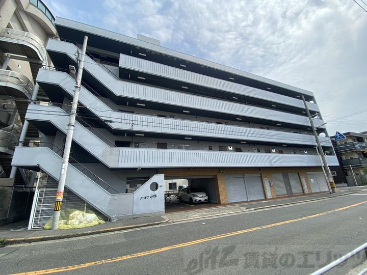 ハイツ小松 5階建