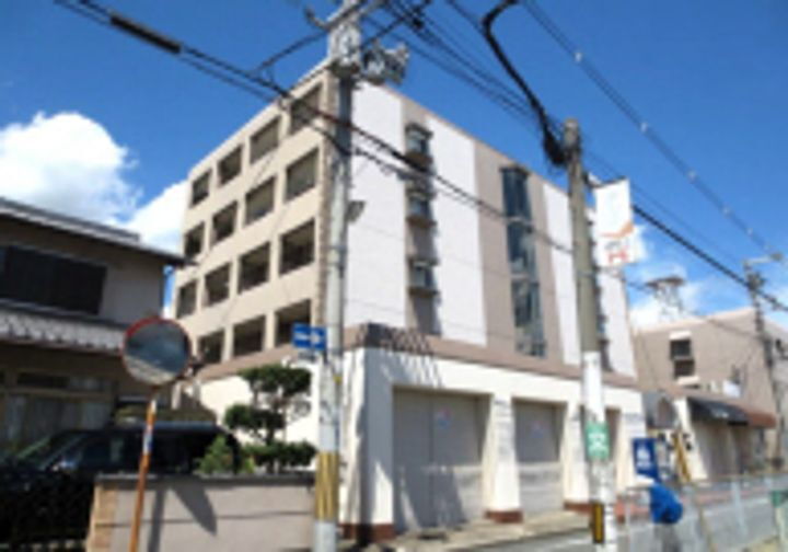 林泉第１ビル 5階建