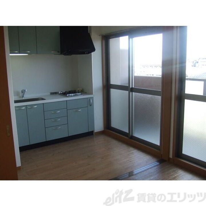 居間