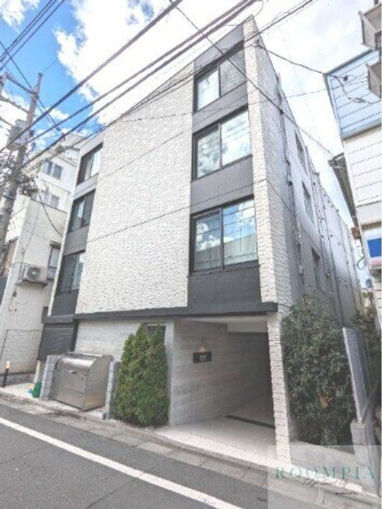 ＣＲＥＡＬ東高円寺 4階建