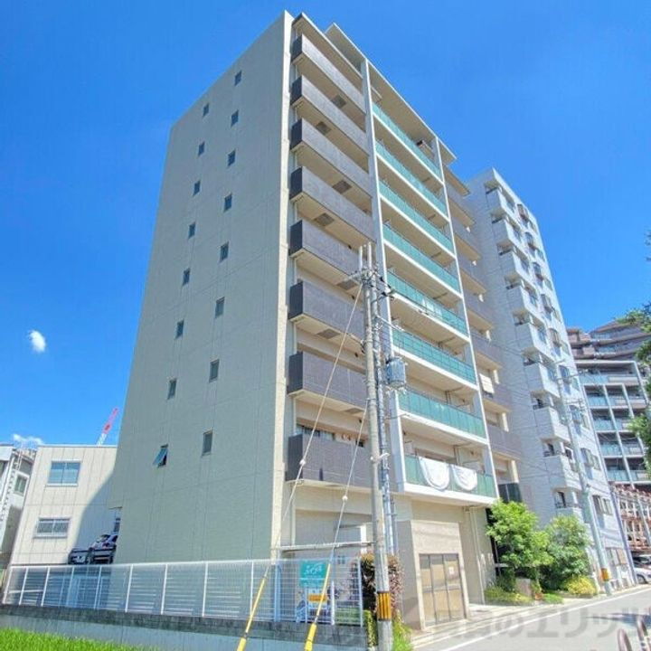 シャンテミキ 9階建
