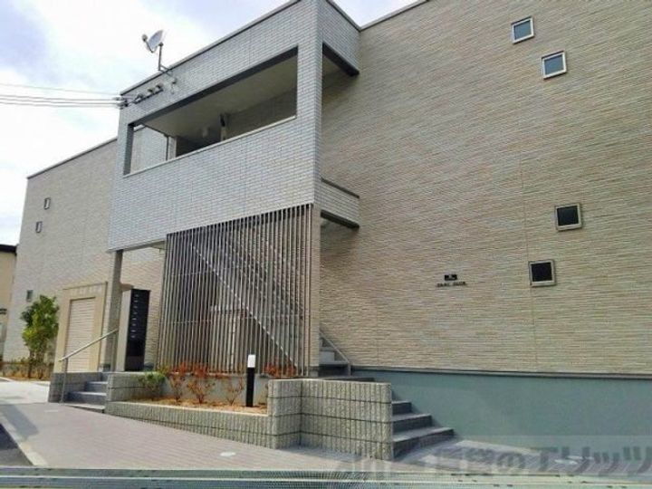 クレイノフェリオ 2階建