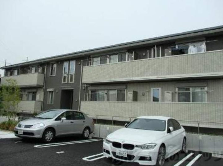ヴァンクレール古曽部 2階建