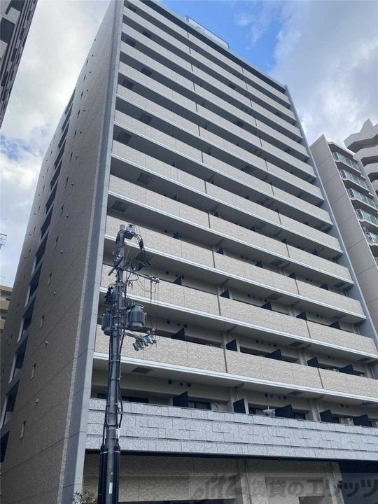 Ｓ－ＲＥＳＩＤＥＮＣＥ江坂Ｅｍｉｎｅｎｃｅ 14階建