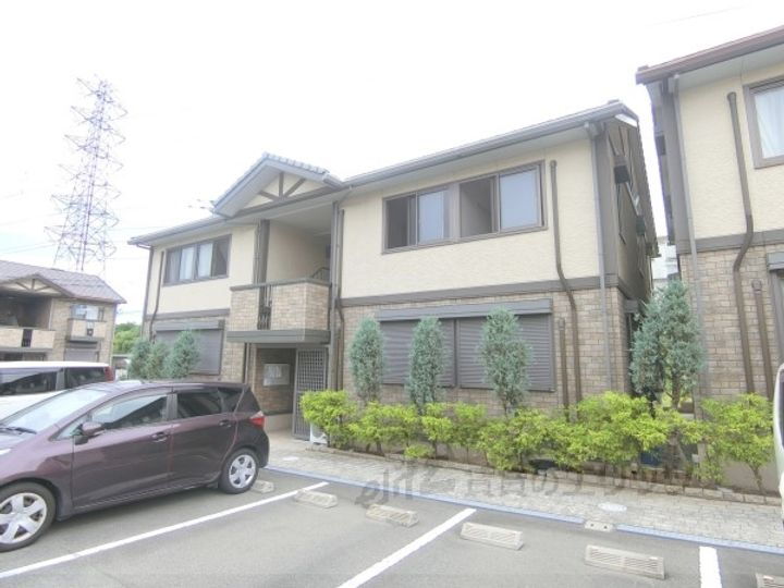 レシェンテ茨木　Ｆ棟 2階建