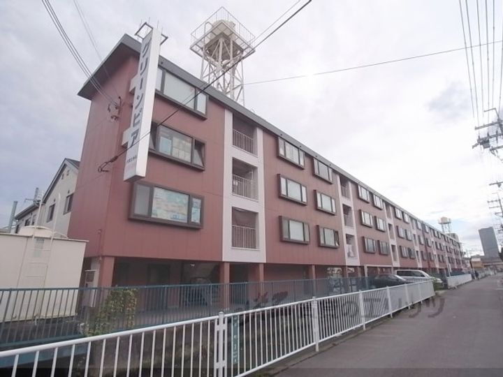 グリーンピア 4階建