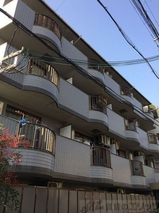 シャトレ豊津ＩＩ 4階建