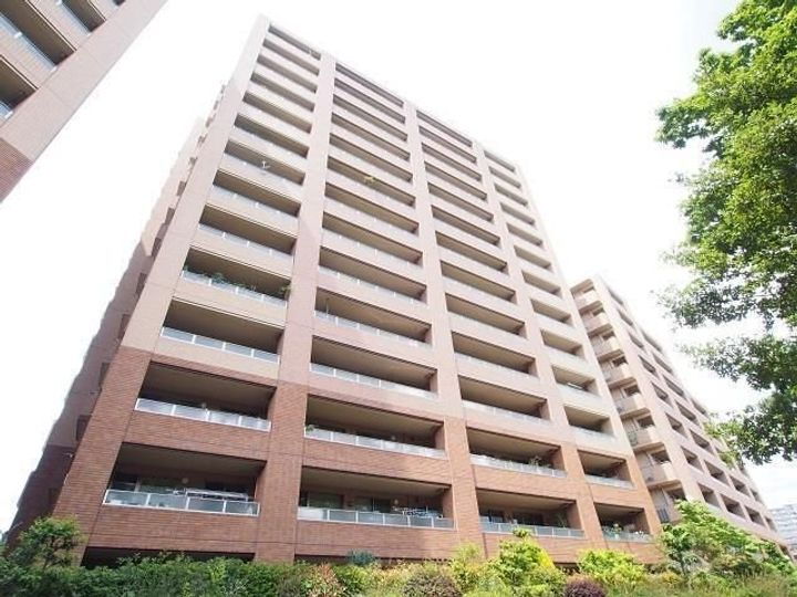 フォレストシティ千里丘Ａ棟 14階建