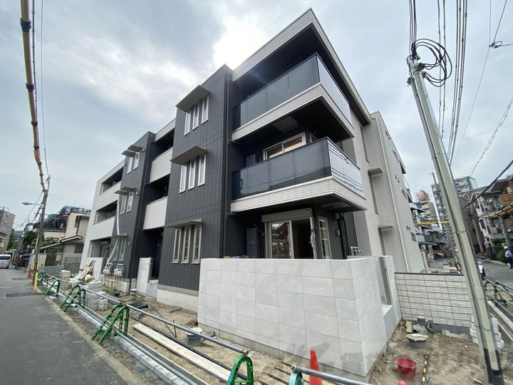 Ｄ−ＲＯＯＭ上新庄南口