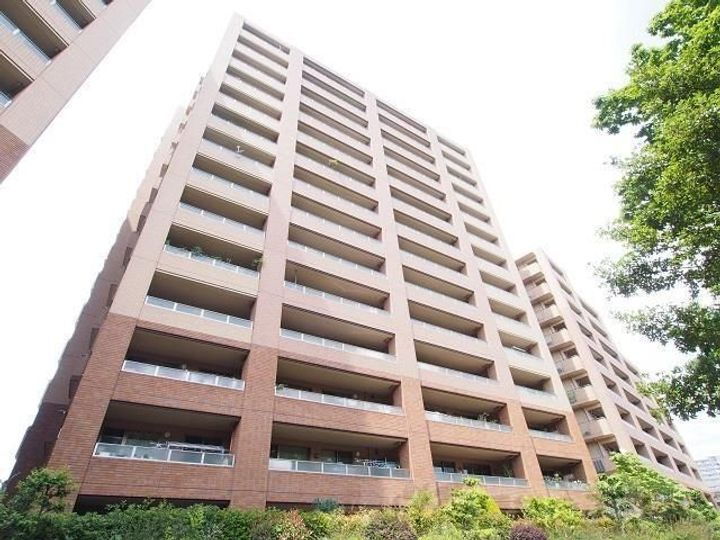フォレストシティ千里丘Ａ棟 14階建