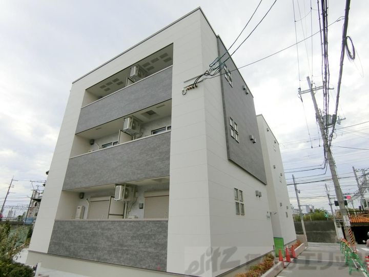 フジパレス千里丘東 3階建