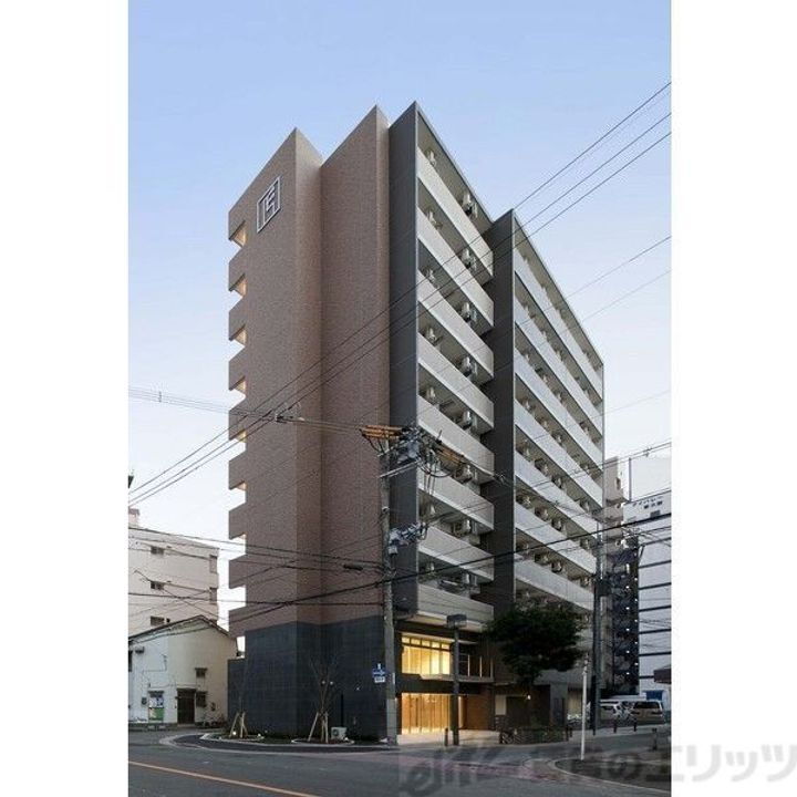 エステムコート新大阪ＶＩＩＩレヴォリス 10階建