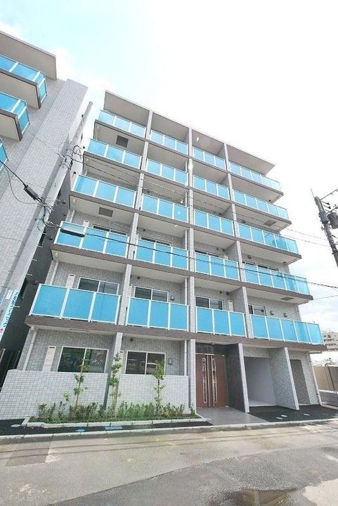 ペアパレス六町２号館 6階建