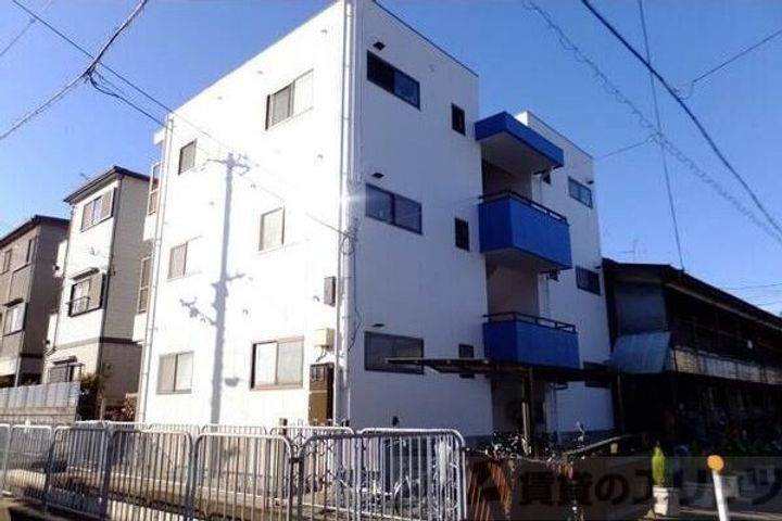 阪口マンション 3階建