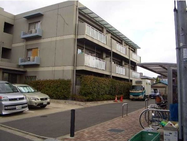 サニーコート江坂　ＩＩ 3階建