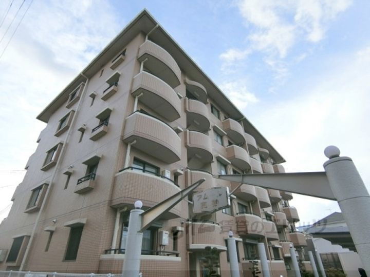 アムール真砂 5階建