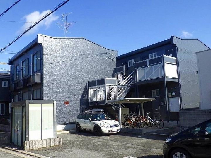 レオパレス呑山 2階建