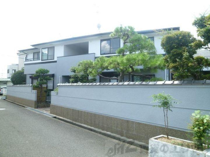 メゾン市川