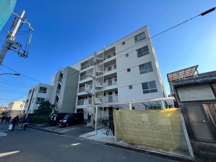 桜ヶ丘コーポラス