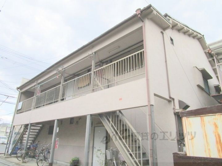 川添ハイツ 2階建