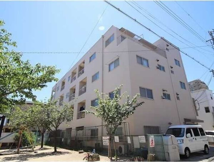 江坂ビル